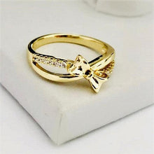 Charger l'image dans la galerie, 14 K Gold Plated bow ring with white zirconium - BIJUNET