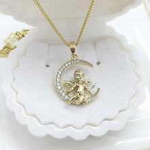 Cargar imagen en el visor de la galería, 14 K Gold Plated Cherub pendant with white zirconium - BIJUNET