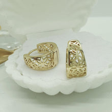 Load image into Gallery viewer, 14 K Gold Plated earrings - BIJUNET