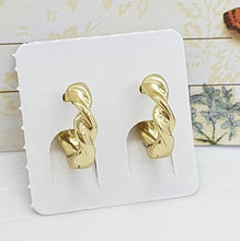 Load image into Gallery viewer, 14 K Gold Plated earrings with white zirconium - BIJUNET
