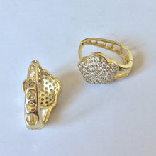 Load image into Gallery viewer, 14 K Gold Plated earrings with white zirconium - BIJUNET