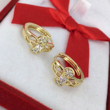 Load image into Gallery viewer, 14 K Gold Plated Flower earrings with white zirconium - BIJUNET