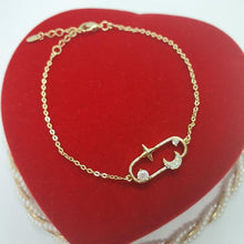 Load image into Gallery viewer, 14 K Gold Plated moon and star bracelet with white zirconium - BIJUNET