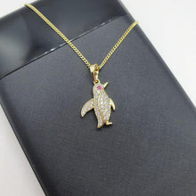 Charger l'image dans la galerie, 14 K Gold Plated penguin pendant with white zirconium - BIJUNET