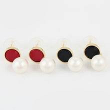 Load image into Gallery viewer, 14 K Gold Plated red earrings - BIJUNET