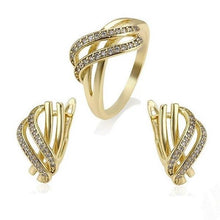 Cargar imagen en el visor de la galería, 14 K Gold Plated ring and earrings set with white zirconium - BIJUNET