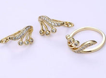 Cargar imagen en el visor de la galería, 14 K Gold Plated ring and earrings set with white zirconium - BIJUNET
