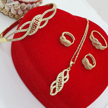 Cargar imagen en el visor de la galería, 14 K Gold Plated ring, pendant, bracelet and earrings set with white zirconium - BIJUNET
