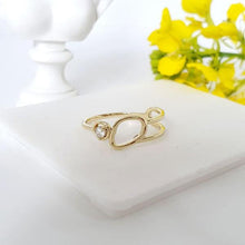 Charger l'image dans la galerie, 14 K Gold Plated ring with white zirconium - BIJUNET