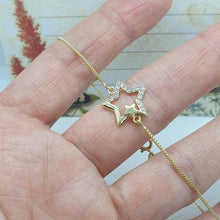 Charger l'image dans la galerie, 14 K Gold Plated star bracelet with white zirconium - BIJUNET
