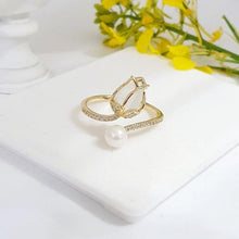 Cargar imagen en el visor de la galería, 14 K Gold Plated Tulip ring with white zirconium - BIJUNET