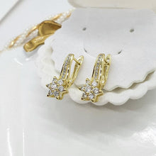 Load image into Gallery viewer, 14K Gold Plated flower earrings with white zirconium - BIJUNET