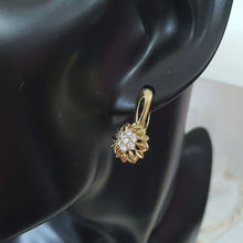 Load image into Gallery viewer, 14 K Gold Plated flower earrings with white zirconium - BIJUNET