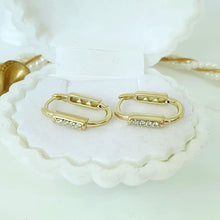 Cargar imagen en el visor de la galería, 14 K Gold Plated earrings with white zirconia
