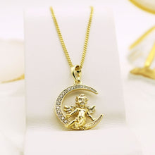 Cargar imagen en el visor de la galería, 14 K Gold Plated Cherub pendant with white zirconia
