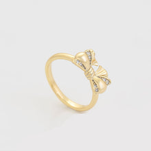 Charger l&#39;image dans la galerie, 14 K Gold Plated bow ring with white zirconia
