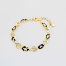 Charger l&#39;image dans la galerie, 14 K Gold Plated hearts bracelet with white zirconium
