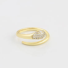 Charger l&#39;image dans la galerie, 14 K Gold Plated adjustable snake ring with white zirconium
