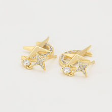 Charger l&#39;image dans la galerie, 14 K Gold Plated drop star earrings with white zirconia
