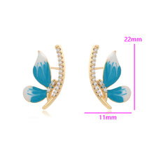 Charger l&#39;image dans la galerie, 14 K Gold Plated butterfly blue earrings with white zirconia
