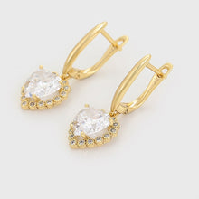 Cargar imagen en el visor de la galería, 14 K Gold Plated hearts pendant and earrings set with white zirconia

