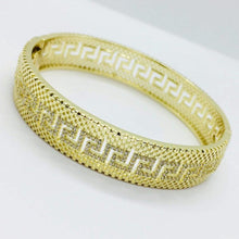 Load image into Gallery viewer, 14 K Gold Plated bangle with white zirconium - BIJUNET
