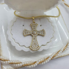 Load image into Gallery viewer, 14 K Gold Plated Cross pendant with white zirconium - BIJUNET
