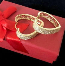 Cargar imagen en el visor de la galería, 14 K Gold Plated earrings with white zirconium - BIJUNET
