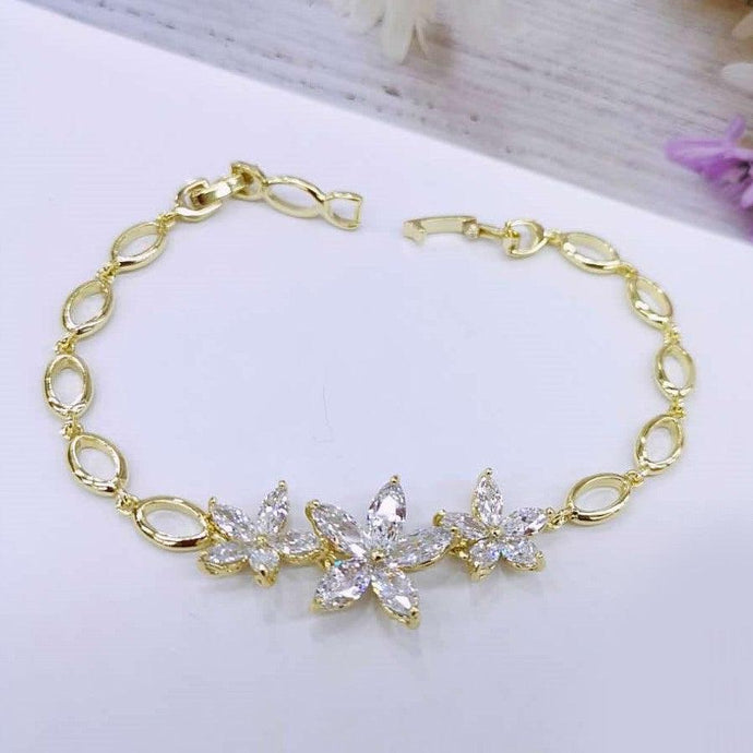 14 K Gold Plated Flower bracelet with white zirconium - BIJUNET