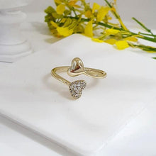 Cargar imagen en el visor de la galería, 14 K Gold Plated hearts ring with white zirconium - BIJUNET
