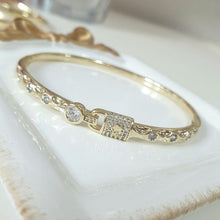 Charger l&#39;image dans la galerie, 14 K Gold Plated locket bangle with white zirconium - BIJUNET
