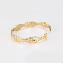 Load image into Gallery viewer, 14 K Gold Plated LOVE bracelet - BIJUNET
