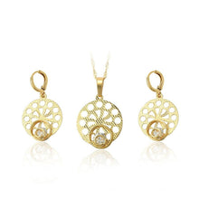 Cargar imagen en el visor de la galería, 14 K Gold Plated pendant and earrings set with white zirconium - BIJUNET
