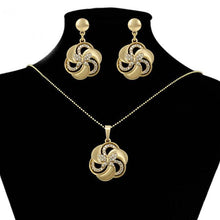 Charger l&#39;image dans la galerie, 14 K Gold Plated pendant and earrings set with white zirconium - BIJUNET
