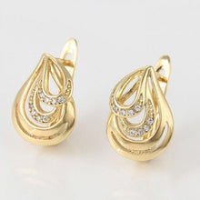 Load image into Gallery viewer, 14 K Gold Plated ring and earrings set with white zirconium - BIJUNET
