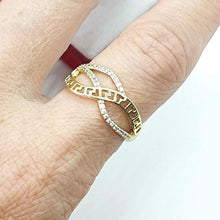 Charger l&#39;image dans la galerie, 14 K Gold Plated ring with white zirconium

