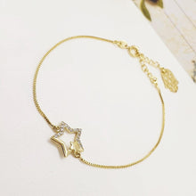 Load image into Gallery viewer, 14 K Gold Plated star bracelet with white zirconium - BIJUNET
