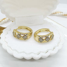 Charger l&#39;image dans la galerie, 14K Gold Plated  hoops earrings with white zirconium - BIJUNET
