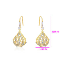 Charger l&#39;image dans la galerie, Gold-Plated-luxury-drop-earrings-with-white-zirconia-1
