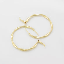 Cargar imagen en el visor de la galería, Gold-Plated-twisted-hoops-earrings
