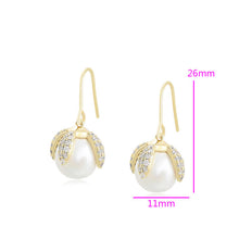 Cargar imagen en el visor de la galería, 14 K Gold Plated fashion pearl earrings with white zirconia
