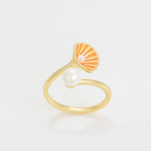 Load image into Gallery viewer, 14 K Gold Plated flower ring
